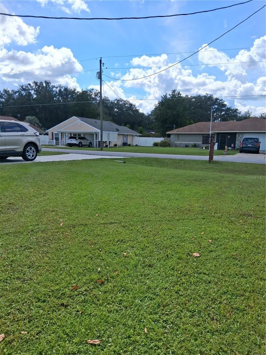 Front yard view I