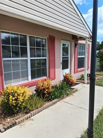 Front walkway and main enterance