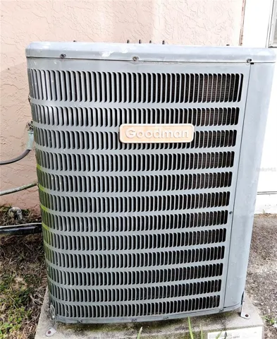 Outdoor condensing unit