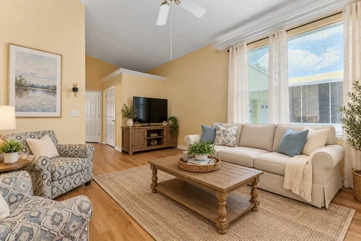 VIRTUALLY STAGED - CASITA LIVING ROOM