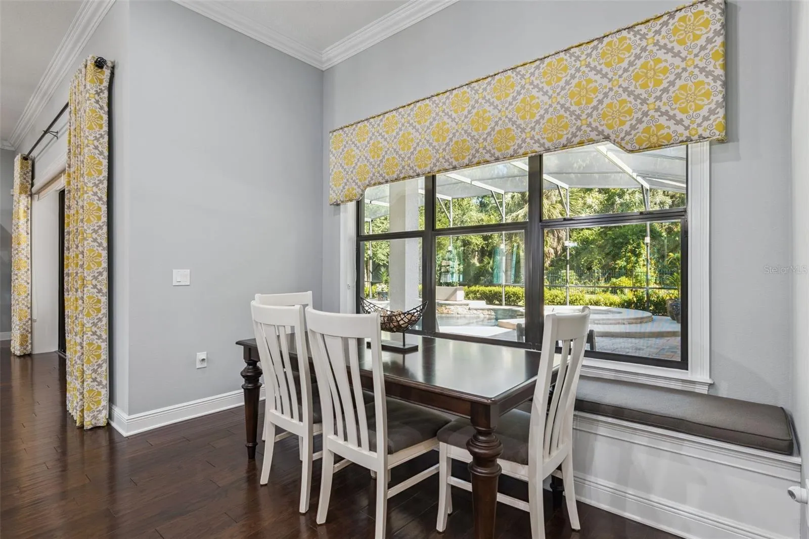 Breakfast Nook