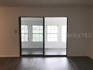 SLIDER TO PORCH