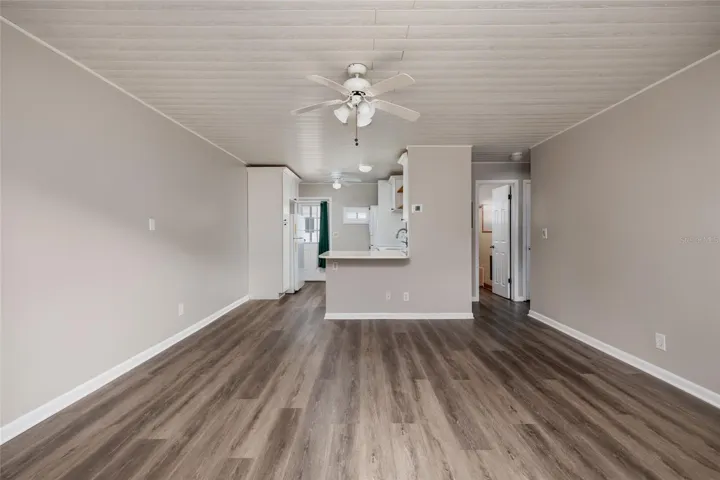 Living Room/Kitchen