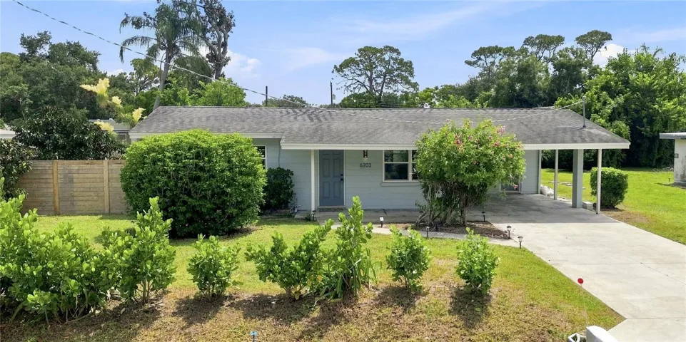 6203 Rodgers Ave, Sarasota, FL 34231