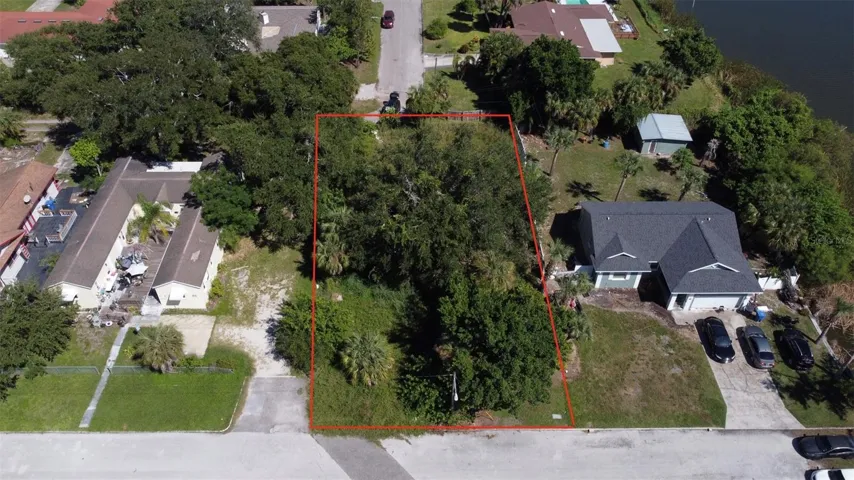 Vacant Lot (Red lines is not true lot lines).