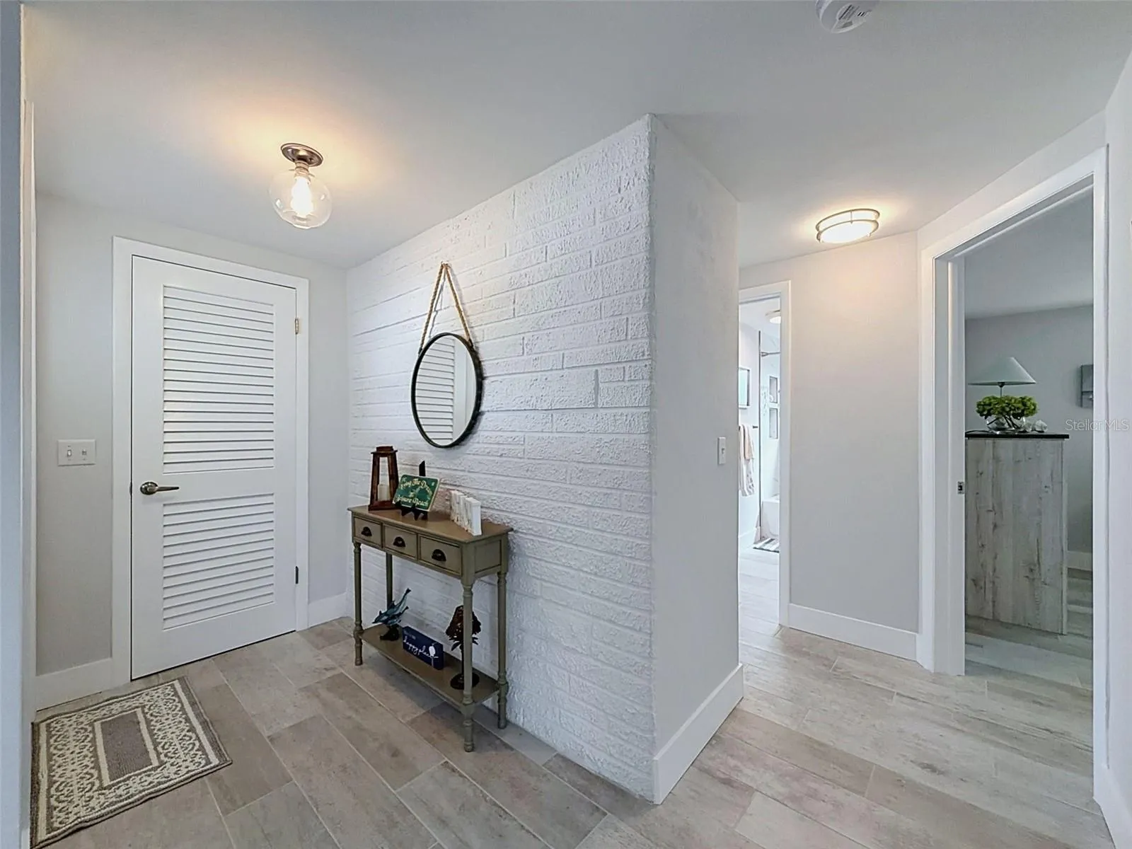 YOUR ENTRYWAY