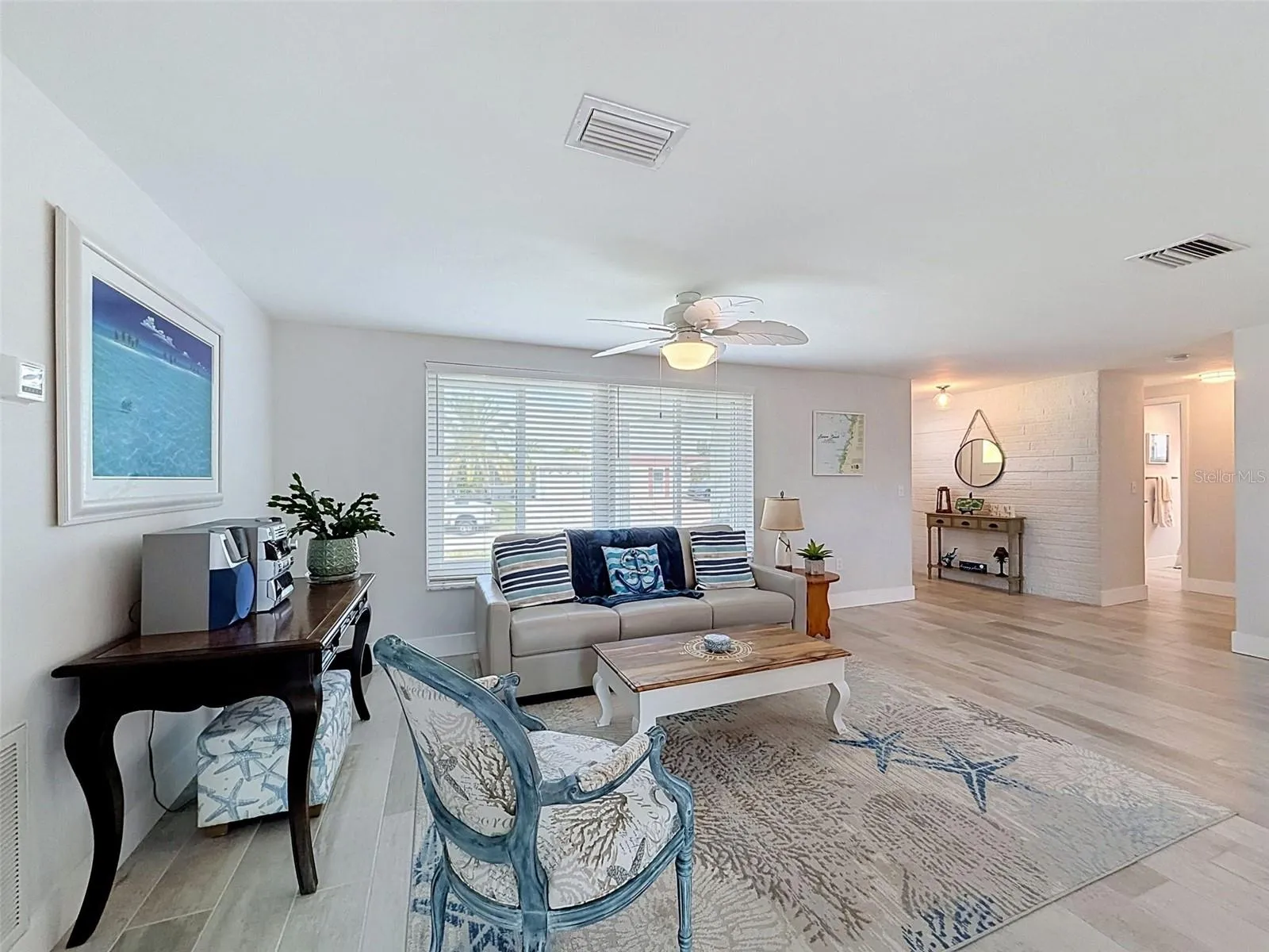 LIVING ROOM RIGHT OFF OF THE KITCHEN