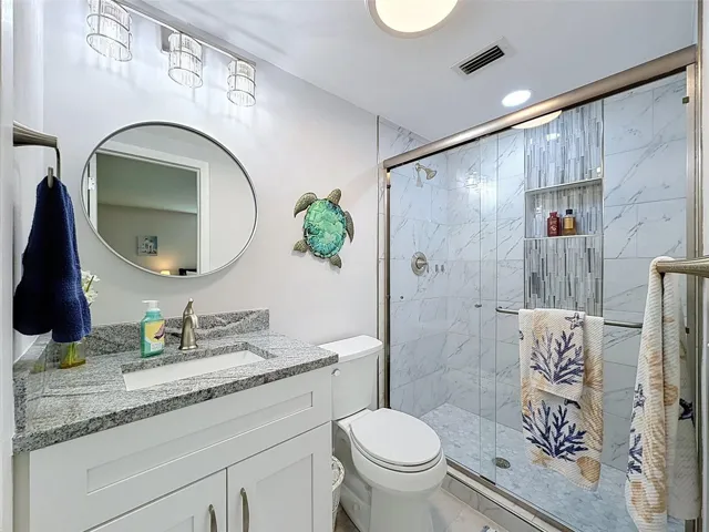 STUNNING TILE SHOWER