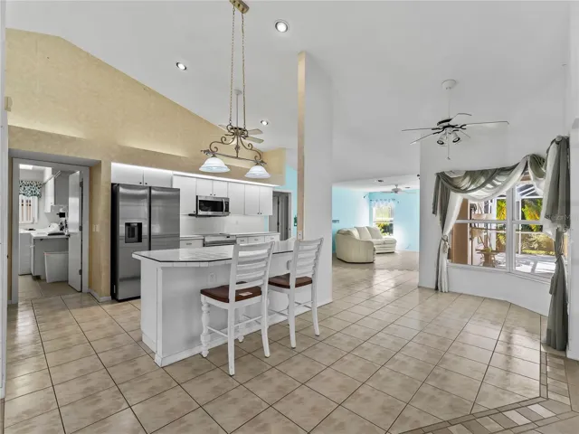 Kitchen_134TocopillaStreet_PuntaGorda_StainlessAppliances_Corner.jpg