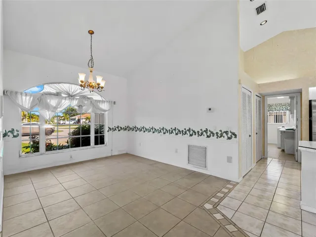 DiningRoom_134TocopillaStreet_PuntaGorda_OpenConcept_Corner.jpg