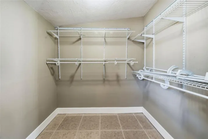 Walk-in CLoset