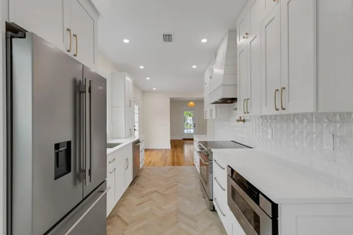 Stainless Appliances