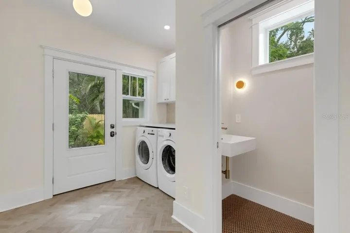 Laundry / Half Bath