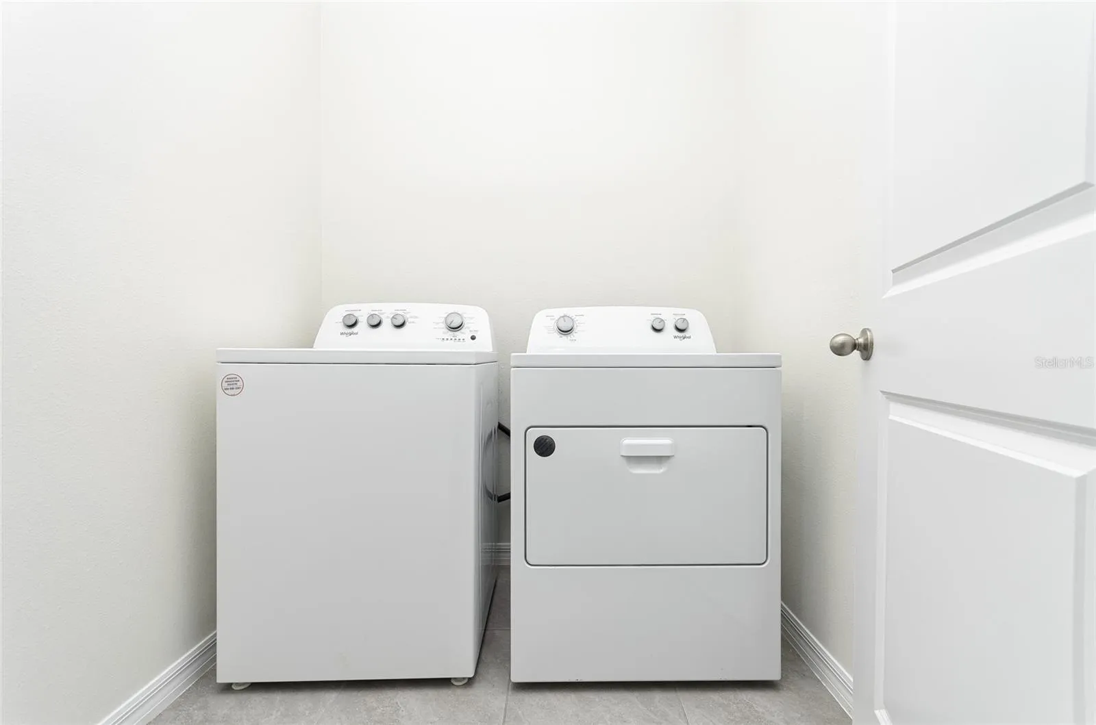 Washer &amp; Dryer Included