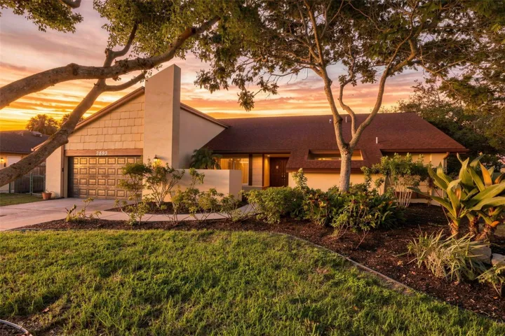 2893 Rollingwood