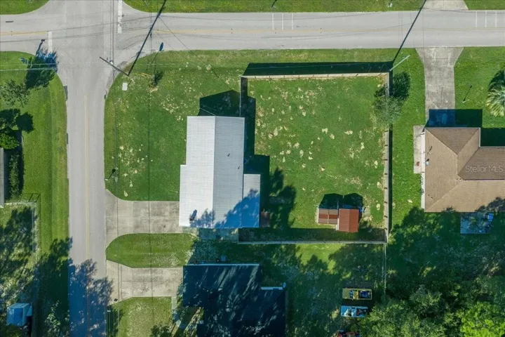 Corner Lot!