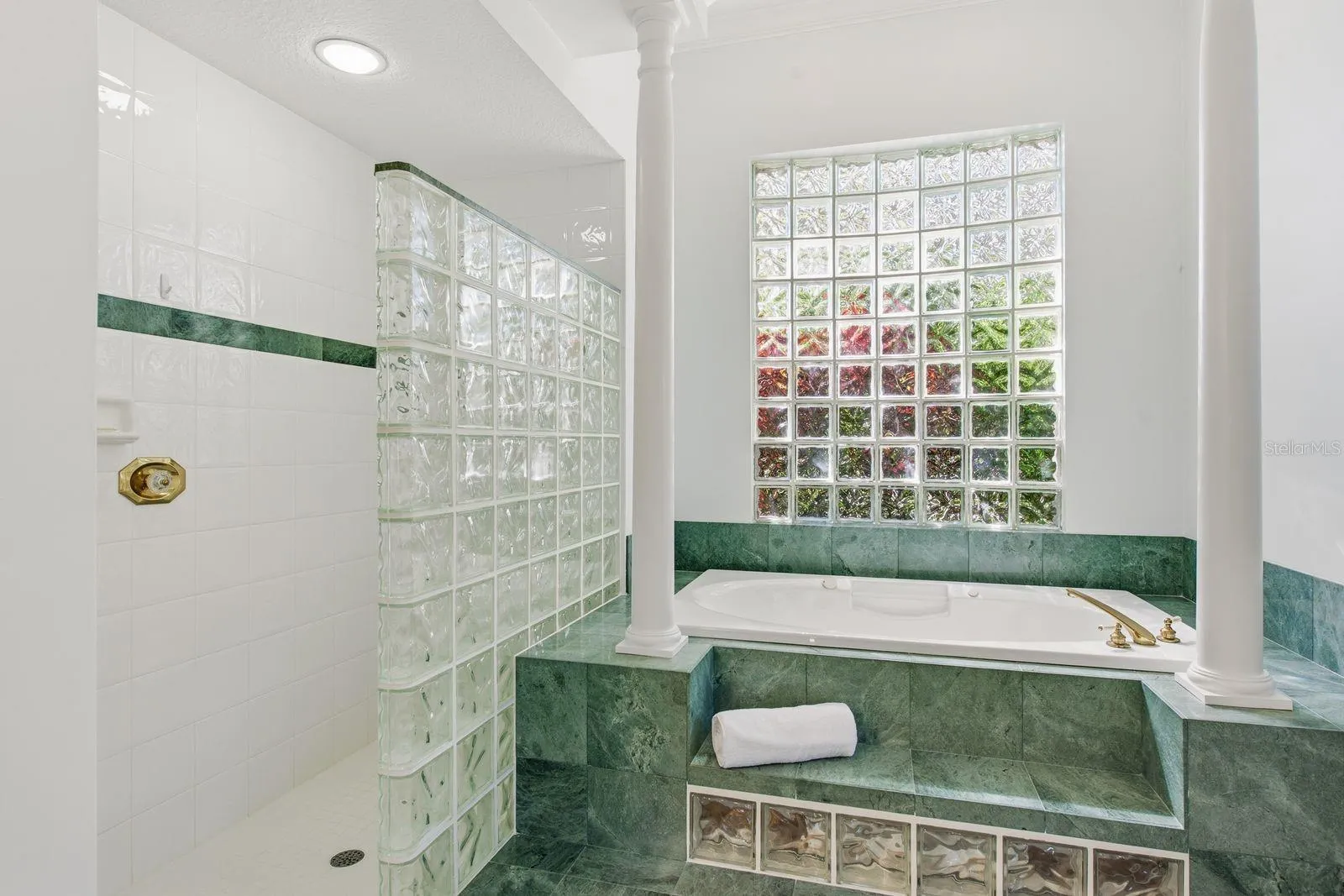 Primary Garden Tub with jets