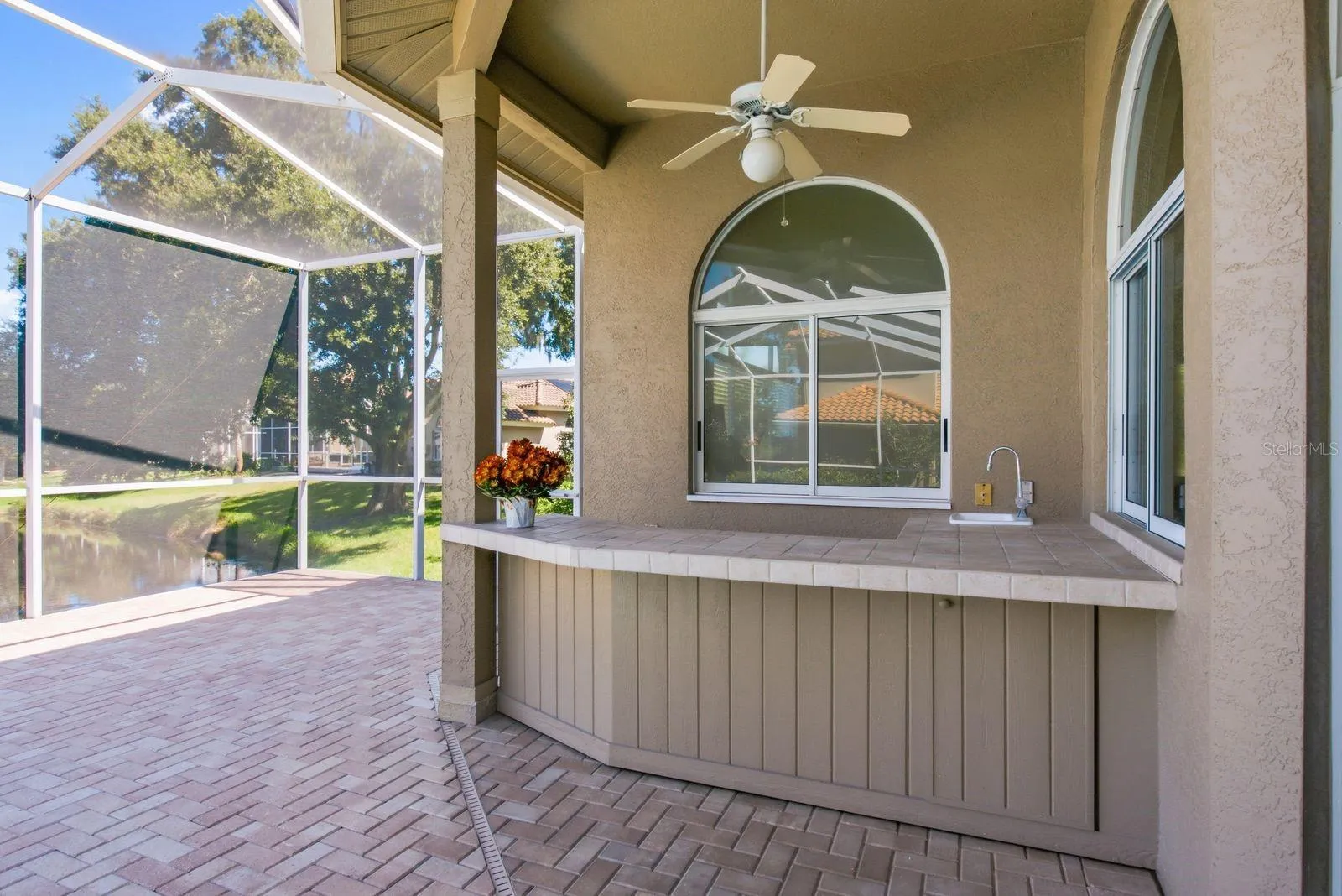 Outdoor Kitchen