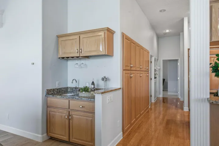 Wet bar in the Family room