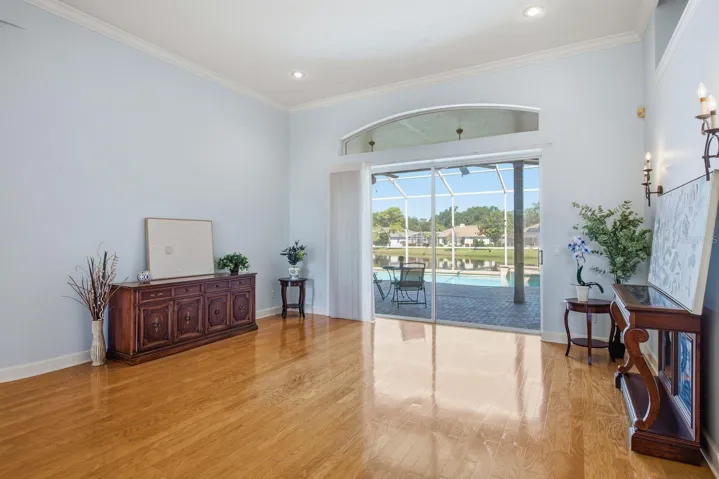 Beautiful Engineer Hardwood floors
