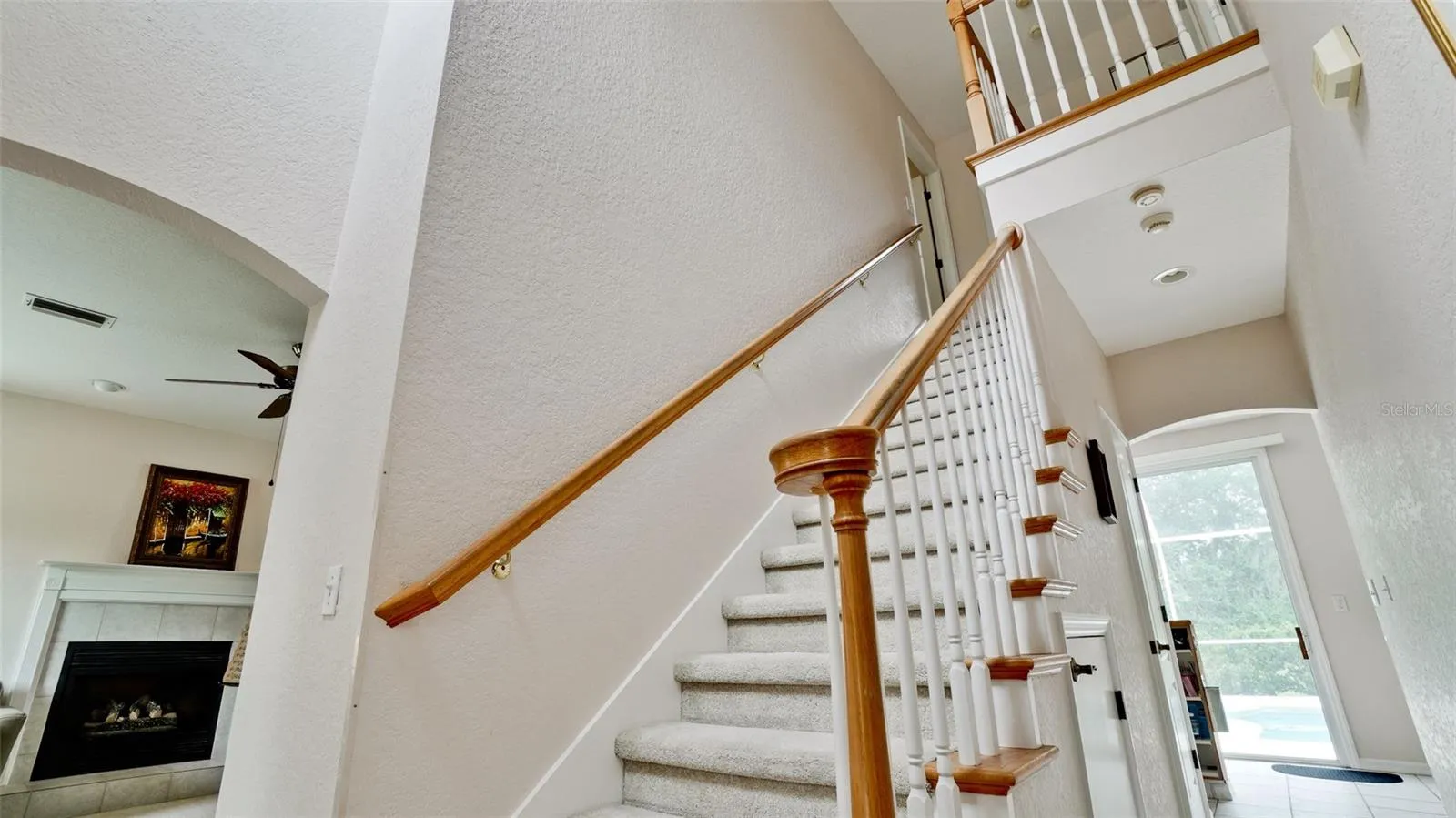 Staircase up to 3 bedrooms