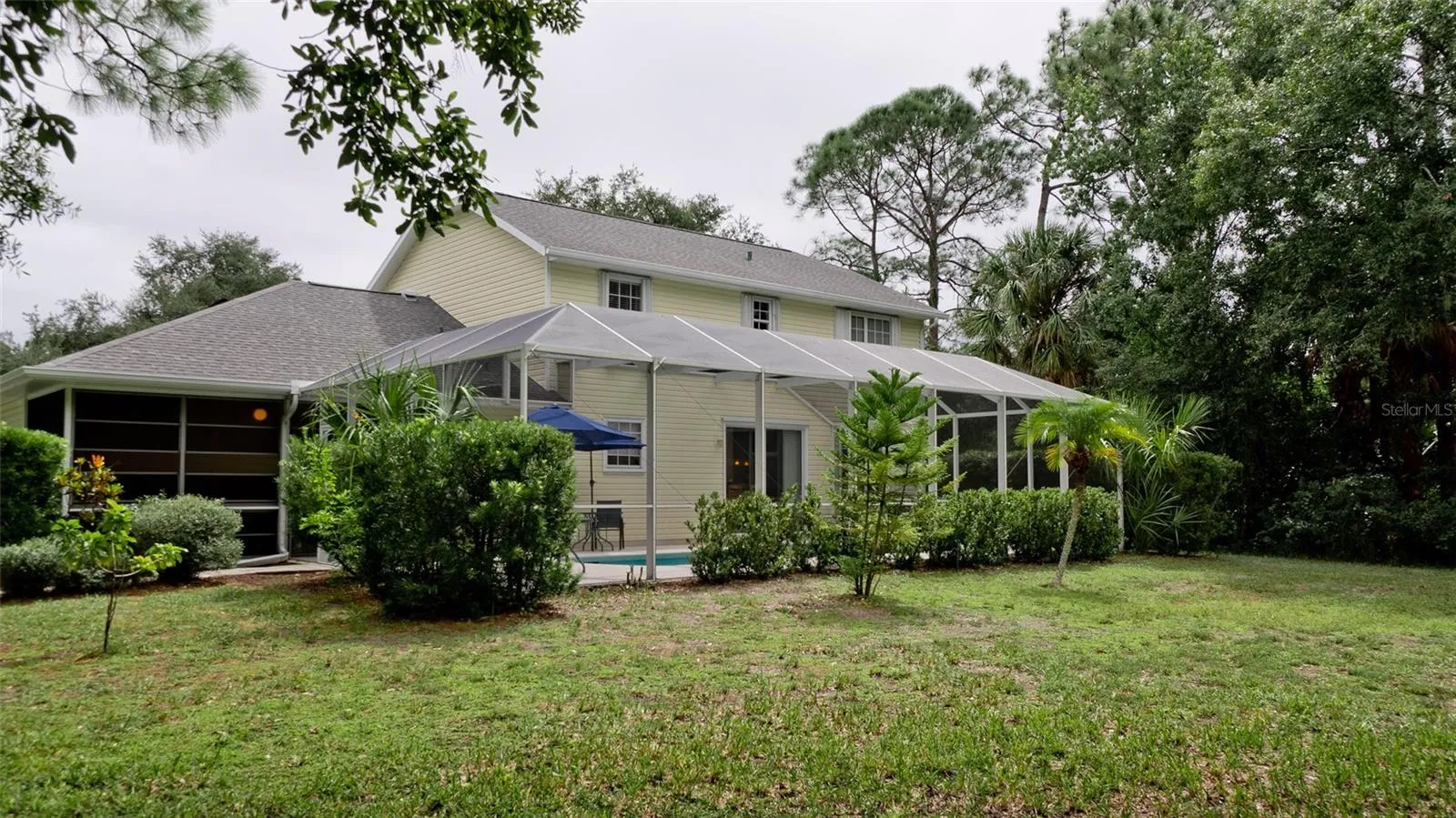 Large lot w/plenty of room for the kids to play