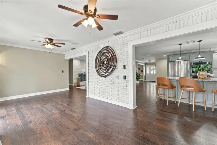 Interior Entry & Hallway