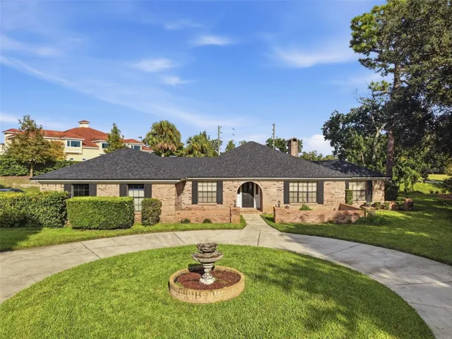 Front Entry & Driveway