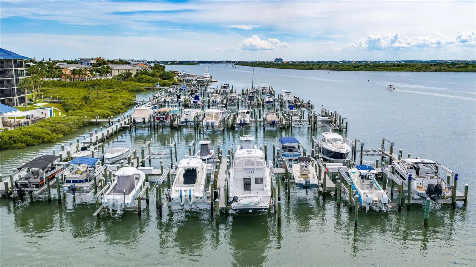 Marine &amp; Fishing Pier