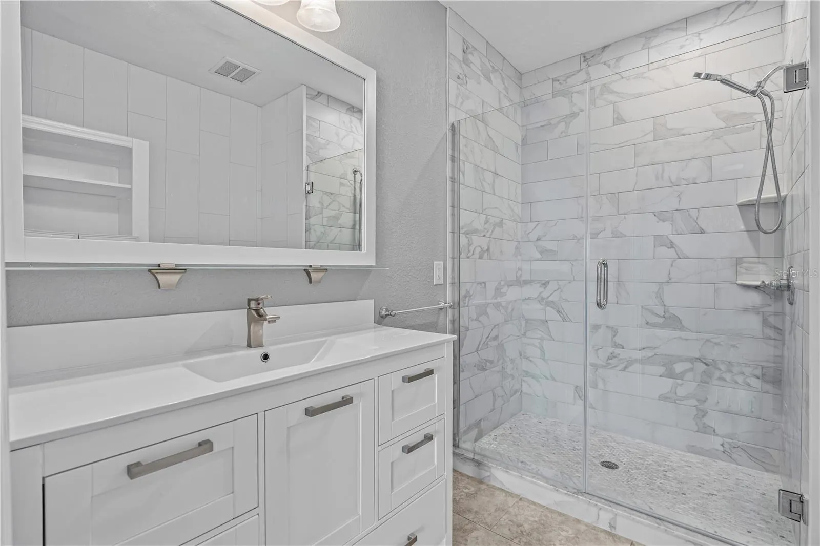 Primary Ensuite Bath