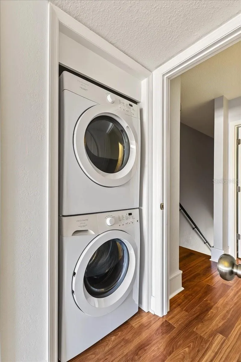 In unit full size laundry.