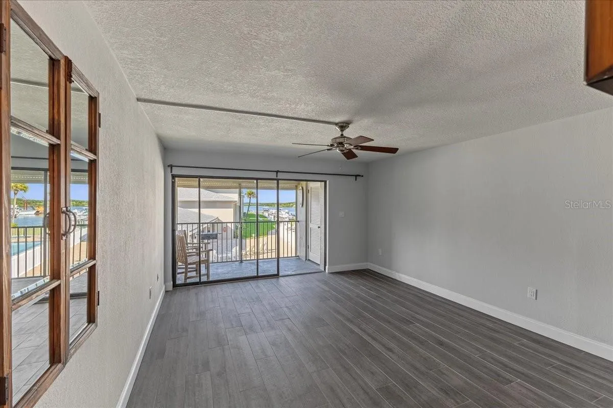 Living/Dining Room.