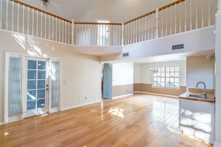 Living/Dining Area