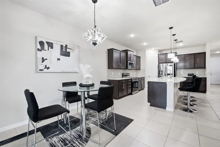Dining/Kitchen