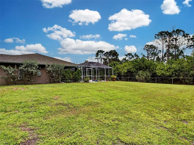 Lot is almost half an acre!