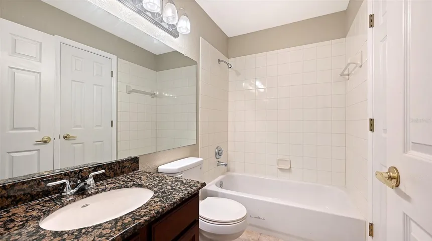 2nd Batroom