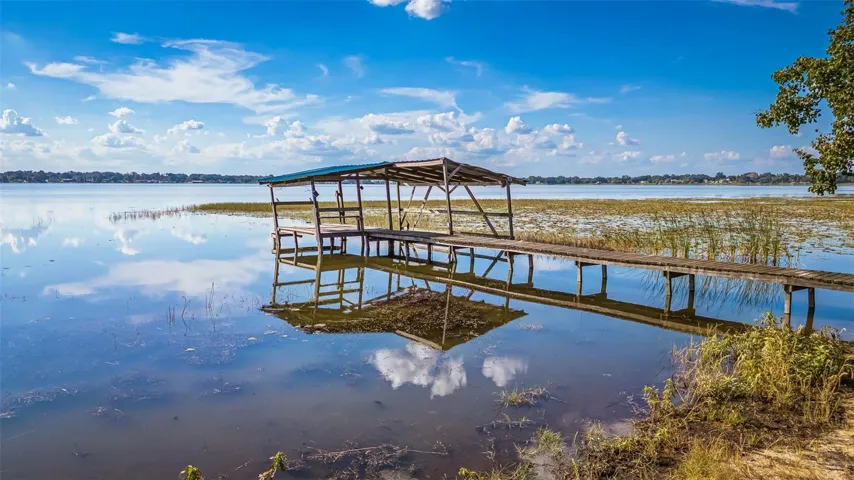 Dock