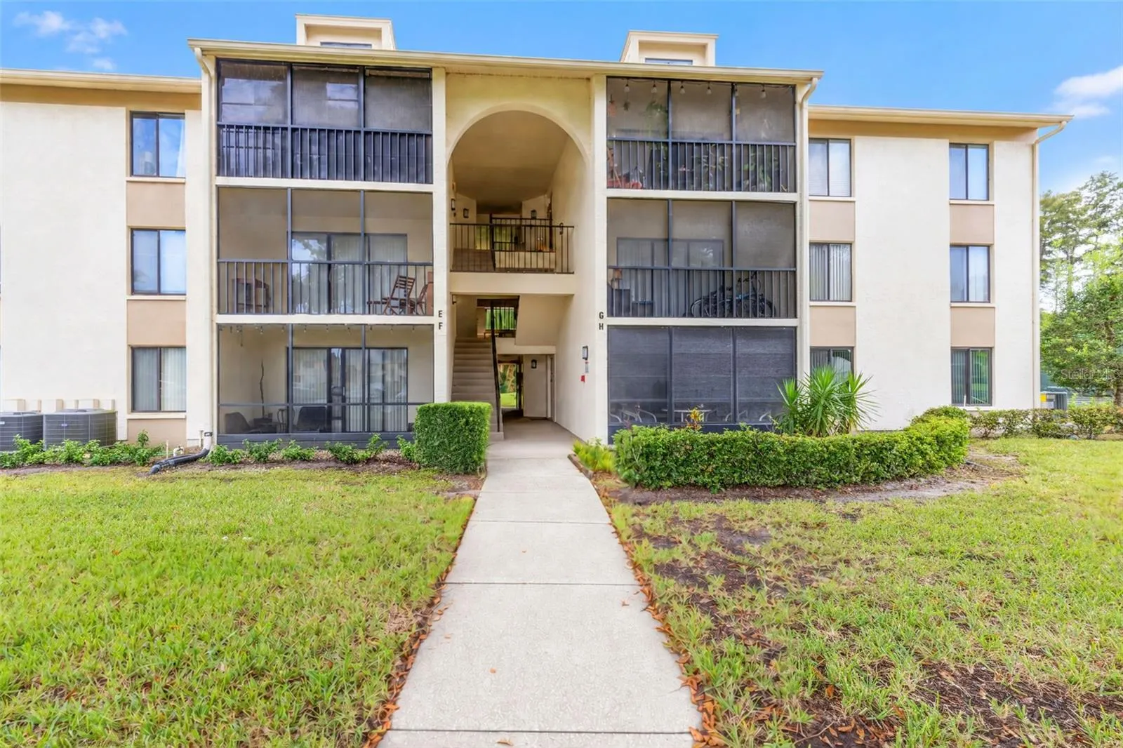 Unit F1 at 3188 Lake Pine Way S., a first-floor 2-bedroom, 2-bath condo in Pine Ridge at Lake Tarpon Village.