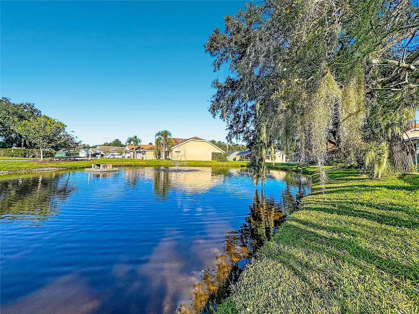 Pond Views with No Rear Neighbors
