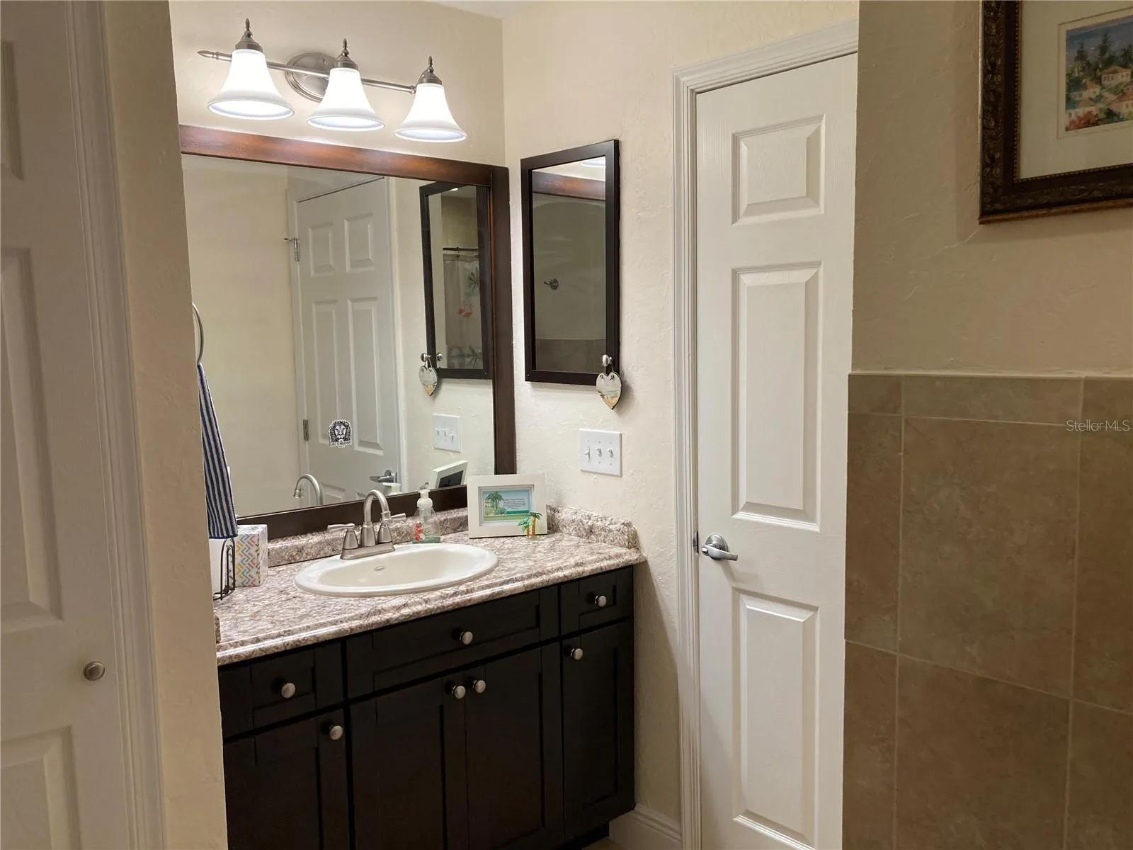 Guest bathroom #2