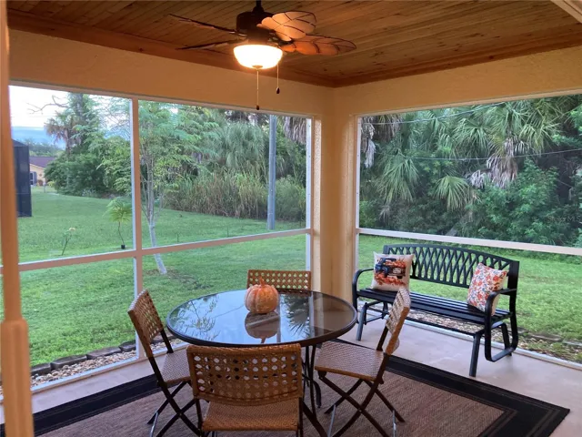 Screened-in lanai #2