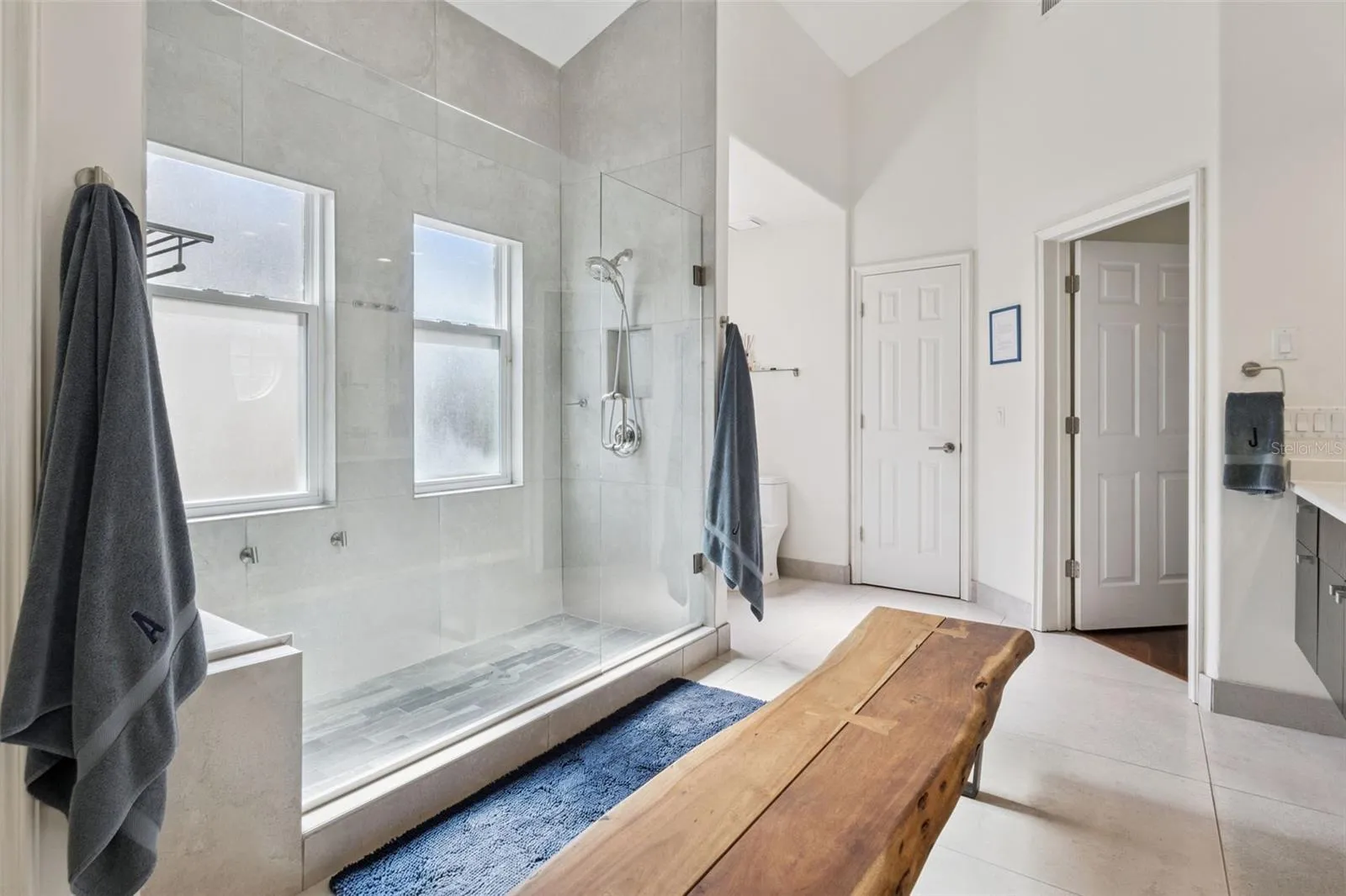 En-Suite - View 2