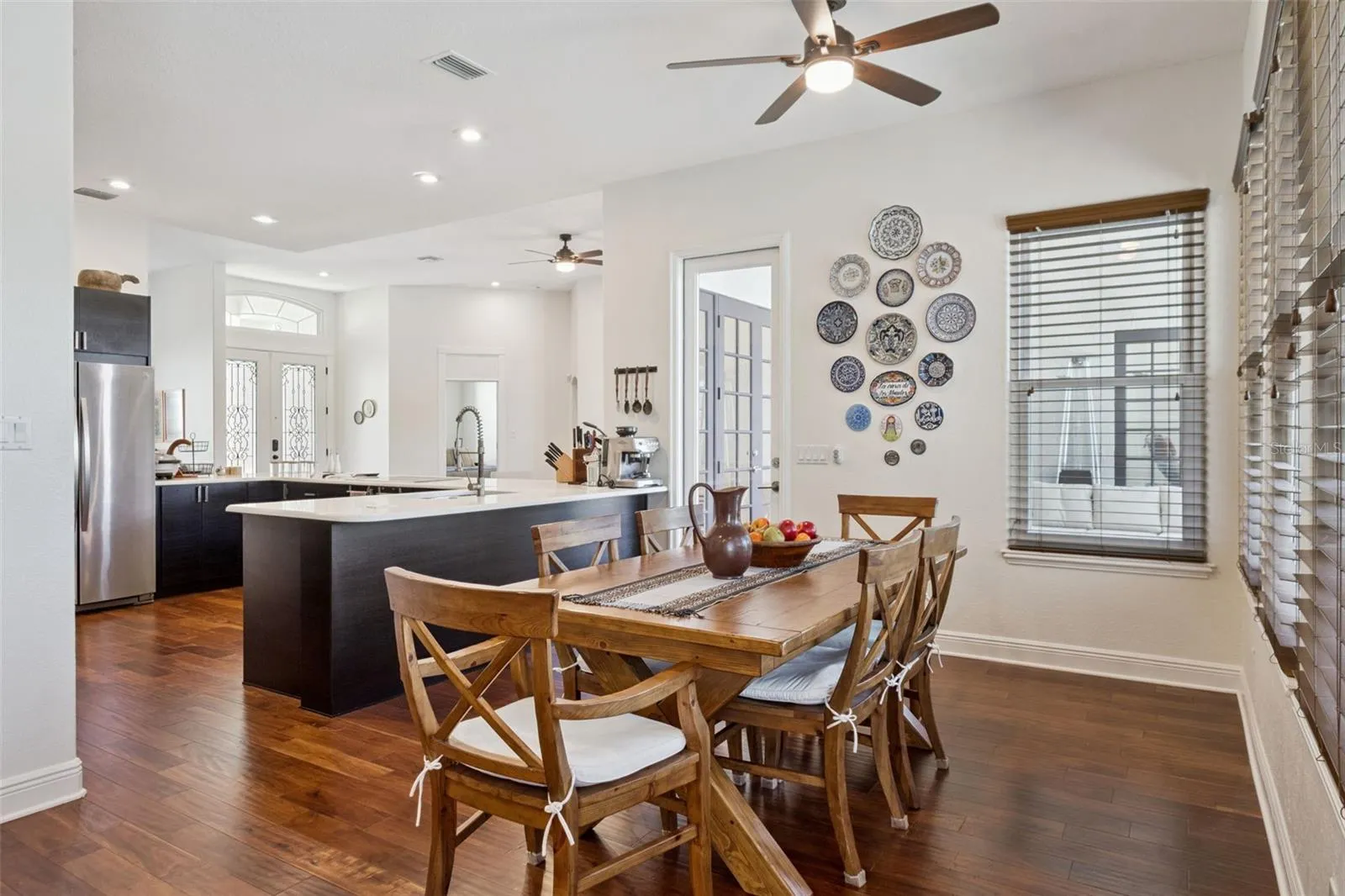 Spacious dinette area off kitchen.