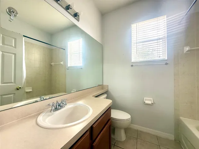 2nd Bathroom