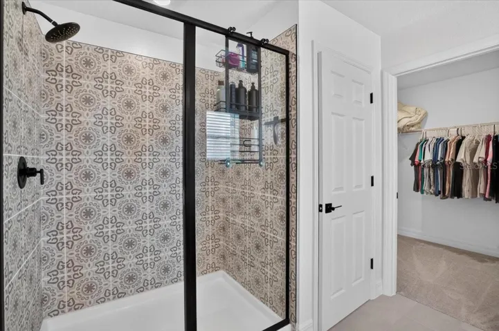Primary shower