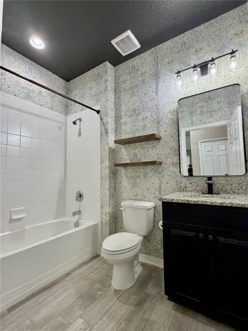 bathroom first floor