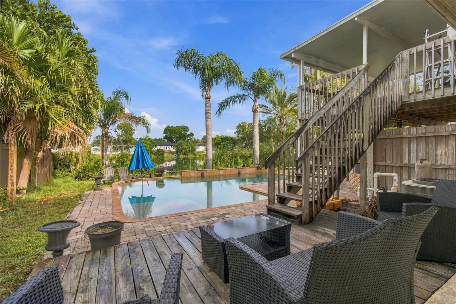 Pool deck