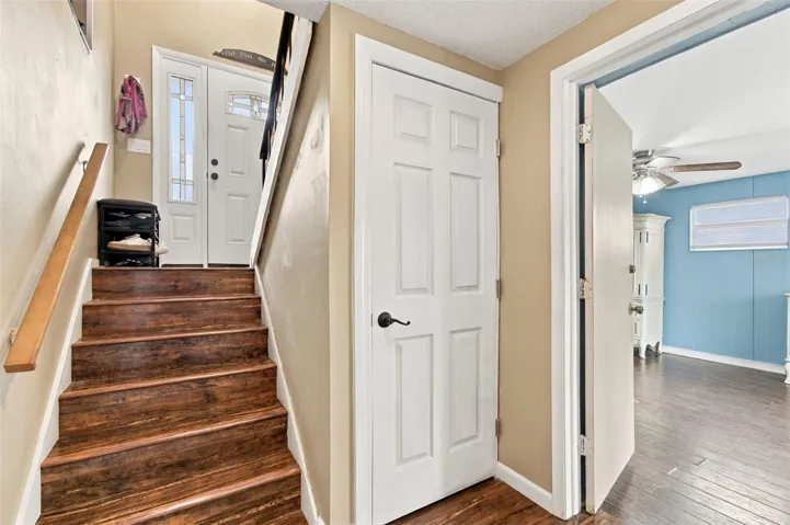 Lower level leading to inside main level