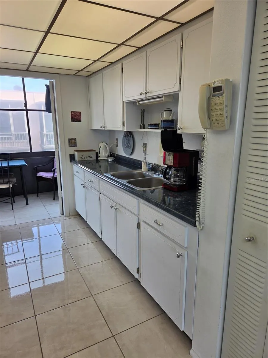 Access to the screened lanai from the kitchen