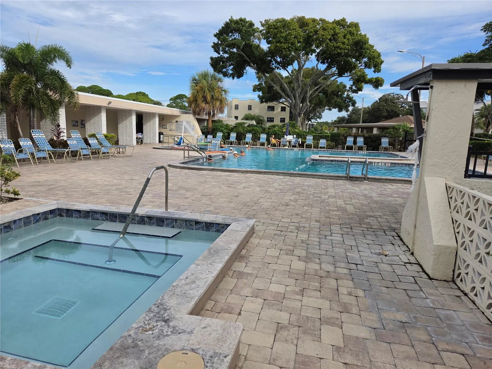 Magnolia pool and spa